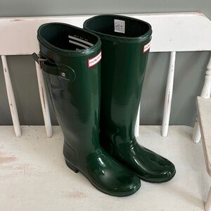 Hunter Dark Green Glossy Rain Boots